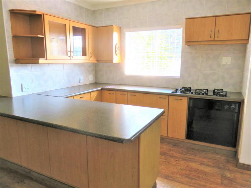 5 Bedroom Property for Sale in Middedorp Western Cape